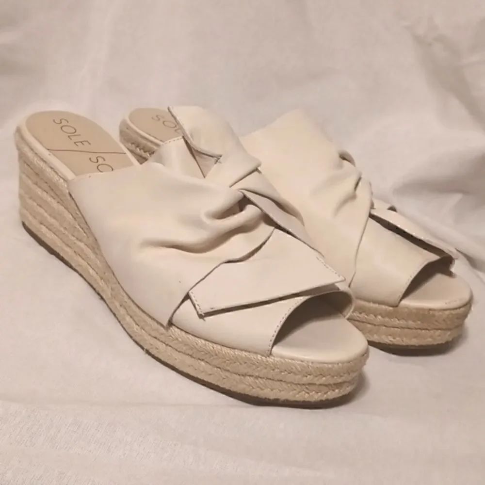 Sole Society Carmina beige leather espadrille wedge open toe sandal size 10